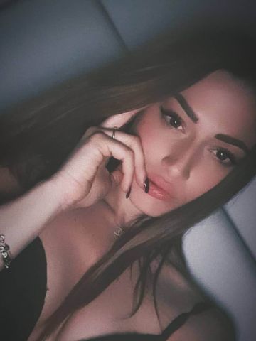 Проститутка Амелия